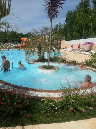 Camping Valras Climatise Ξενοδοχείο Sérignan Εξωτερικό φωτογραφία
